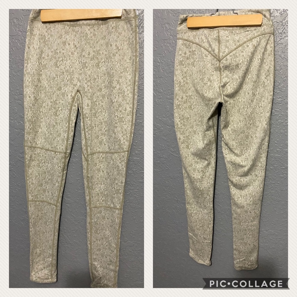 Gymshark Fleur Texture SMALL leggings *green*